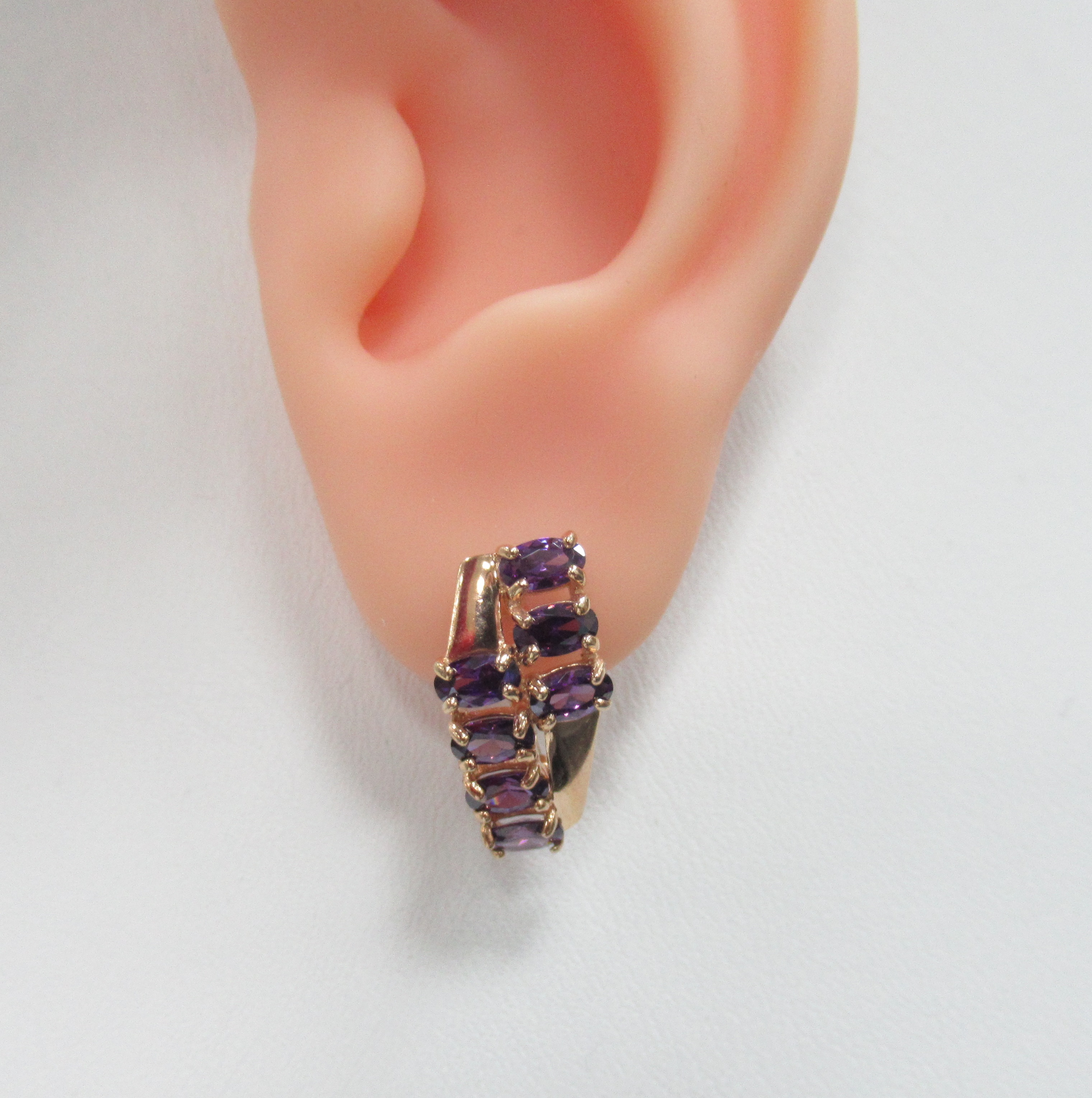 Серебряные серьги 925 пробы; вставки 14 Пл.Кварц цв. аметист;